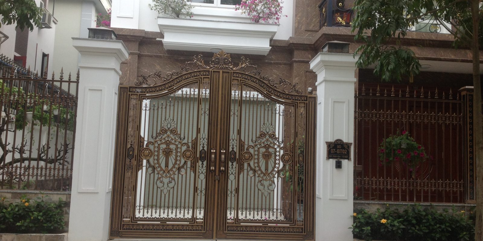 CỔNG LUXURY PHÁP VÂN – HÀ NỘI